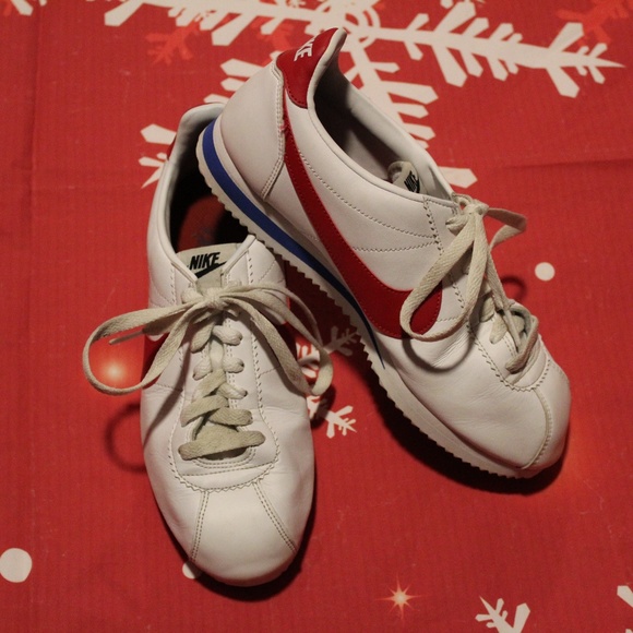 Nike Shoes - Nike Cortez size 8.5 Forrest Gump shoe